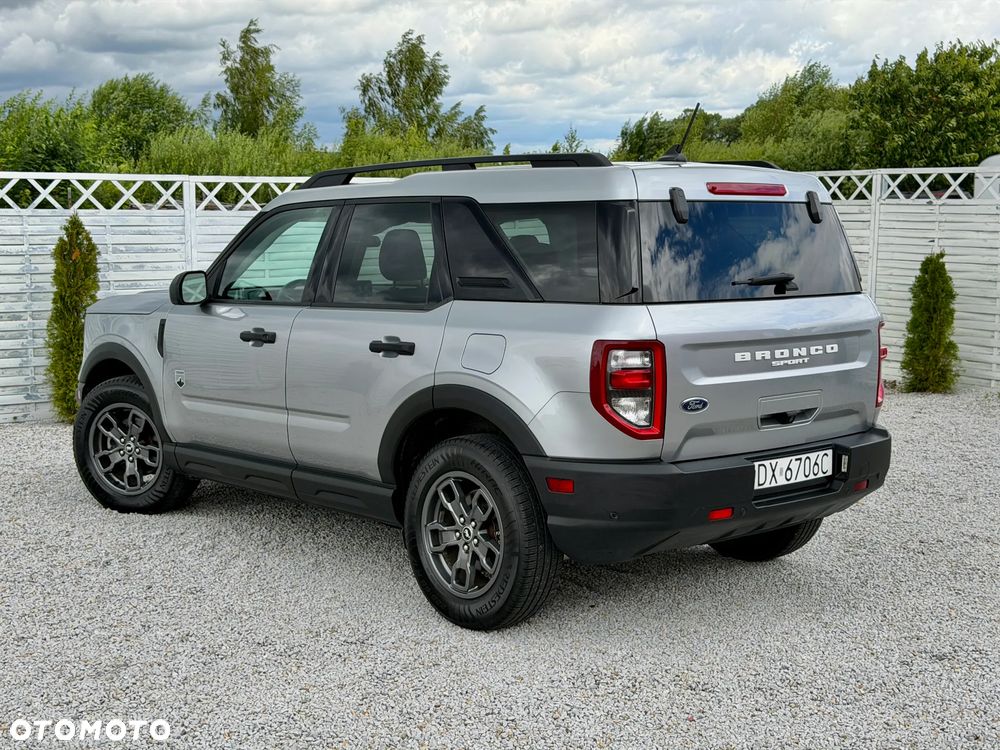 Ford Bronco - 2