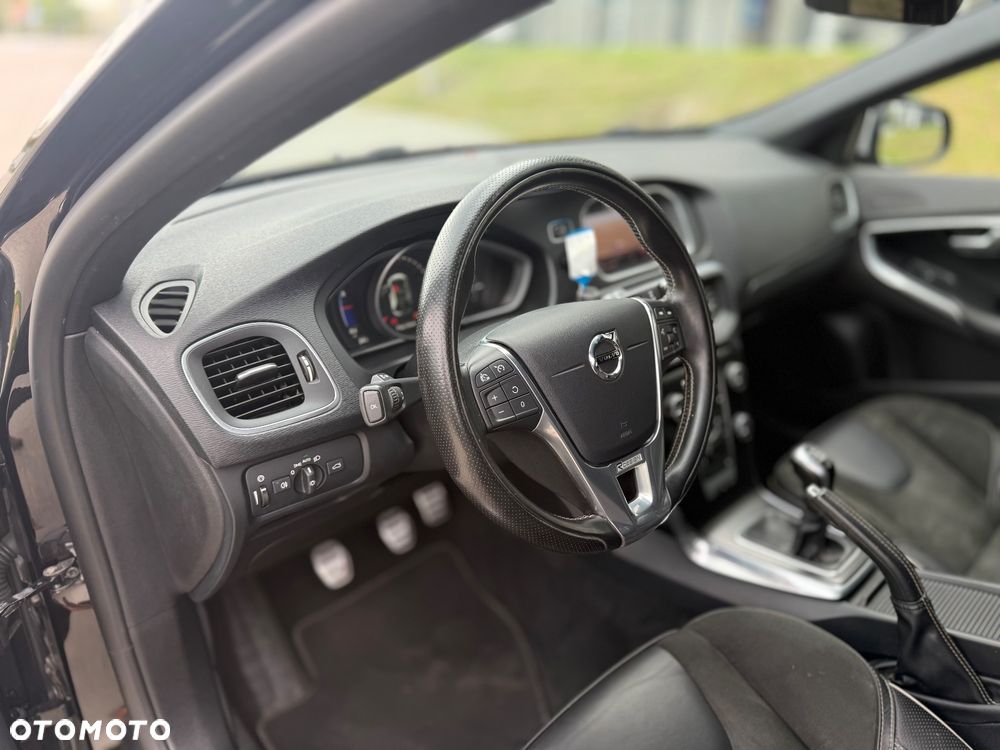 Volvo V40 D2 RDesign - 24