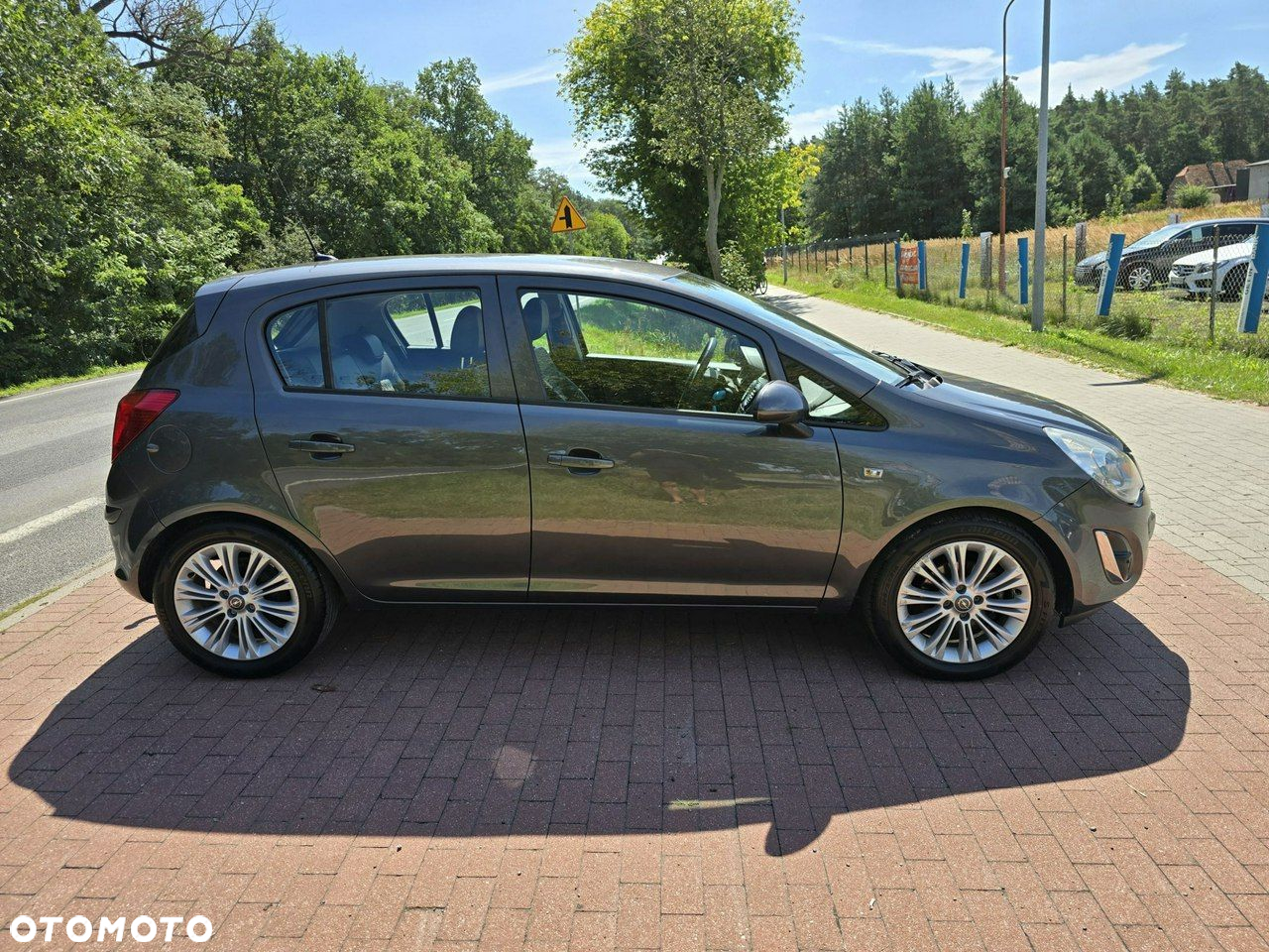 Opel Corsa - 12