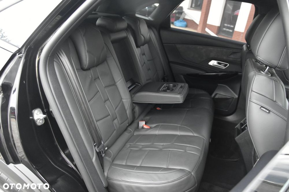 DS Automobiles DS 7 Crossback 1.6 E-Tense 4x4 So Chic - 24
