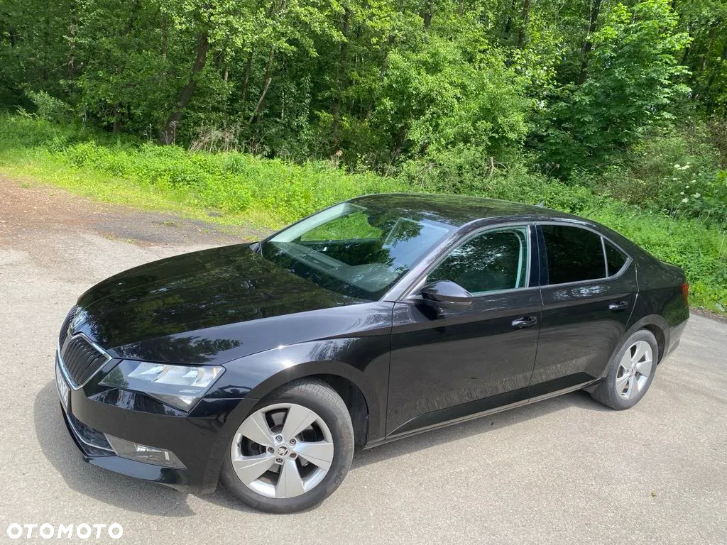 Skoda Superb 2.0 TDI Active DSG - 5