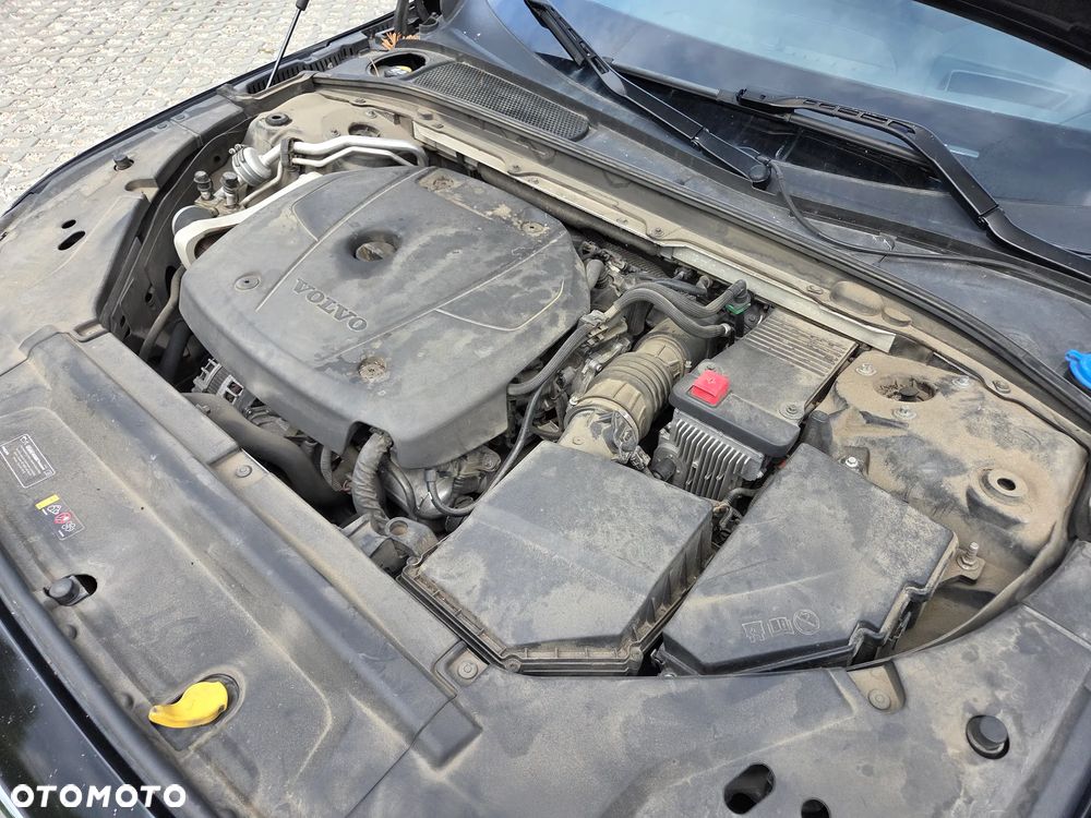 Volvo V90 Cross Country T6 AWD Pro - 36