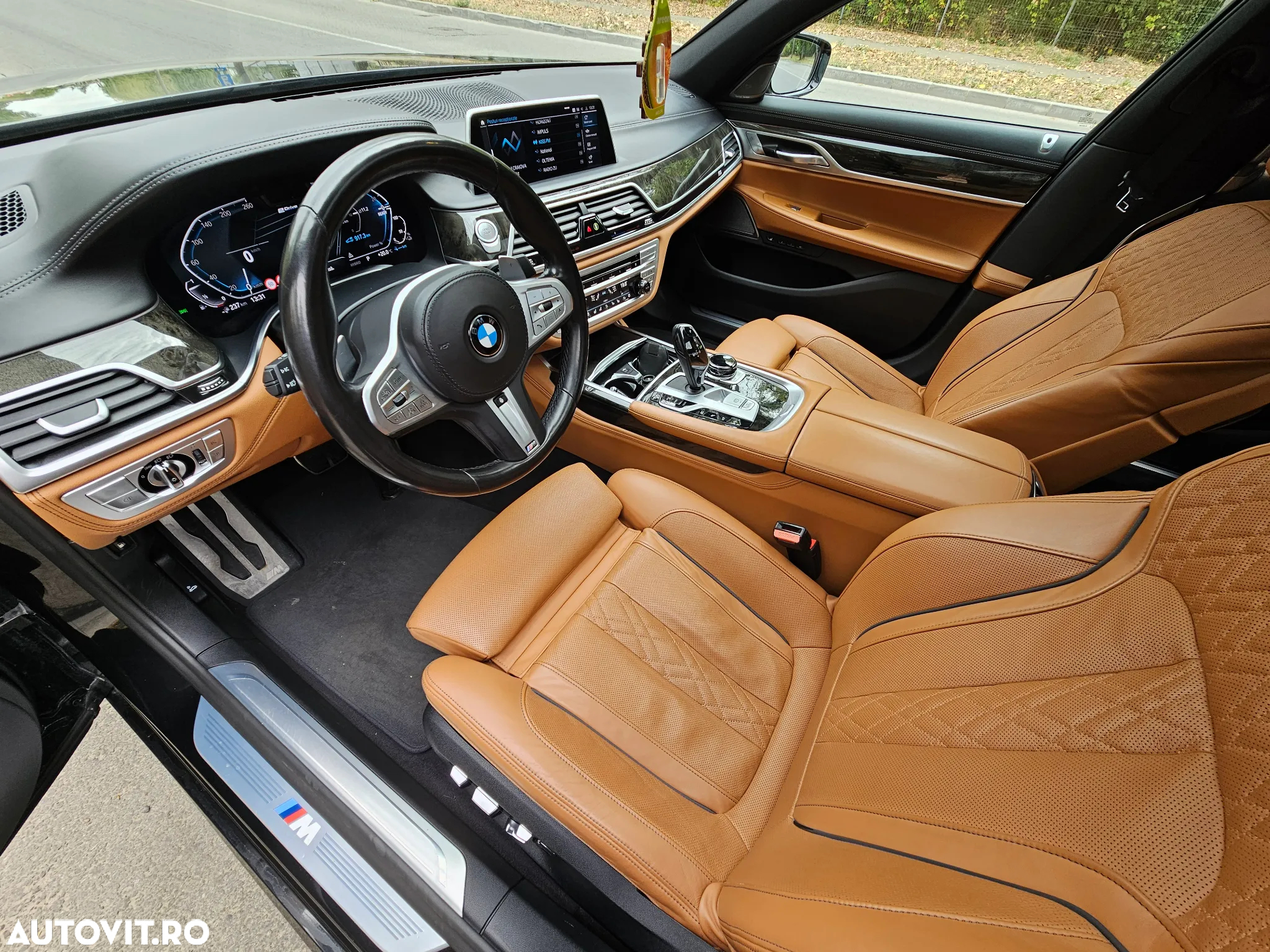 BMW Seria 7 745Le AT PHEV - 10