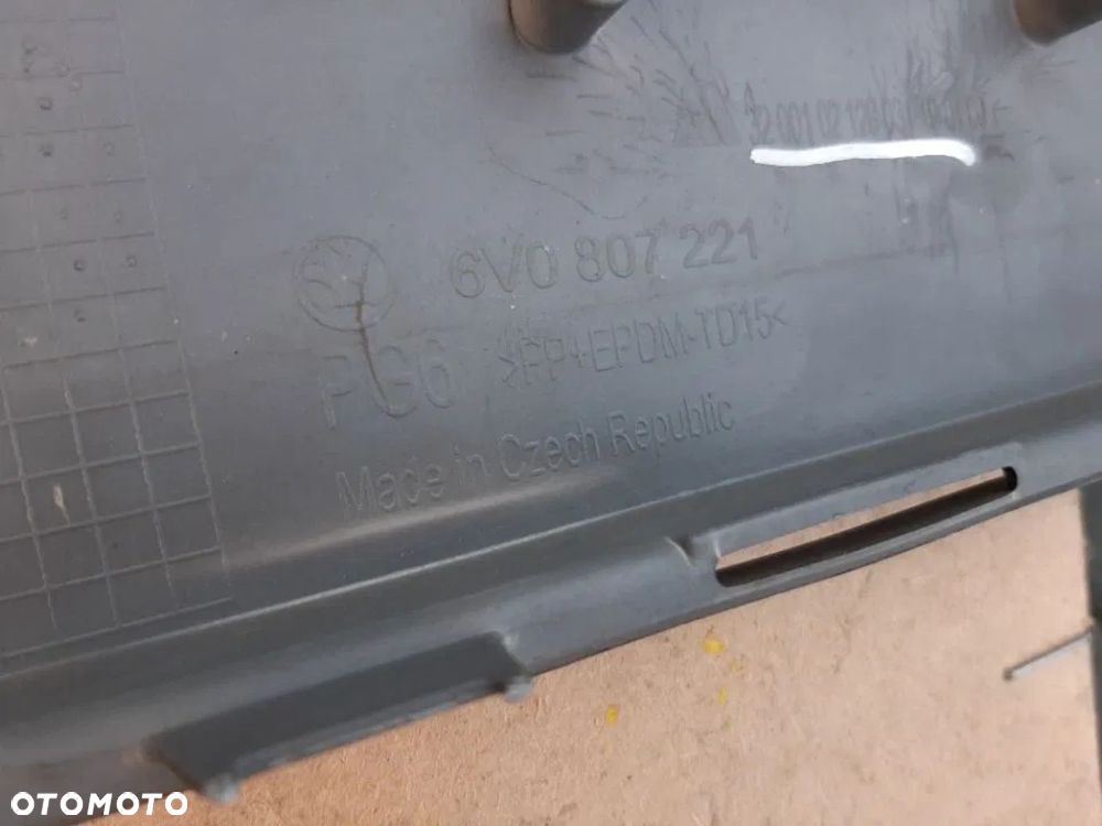 SKODA FABIA III 14-18r ZDERZAK PRZÓD PRZEDNI 6V0807221 WYSYŁKA 24H - 15