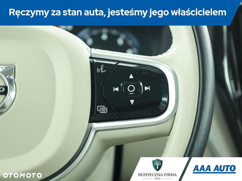 Volvo XC 60 - 28