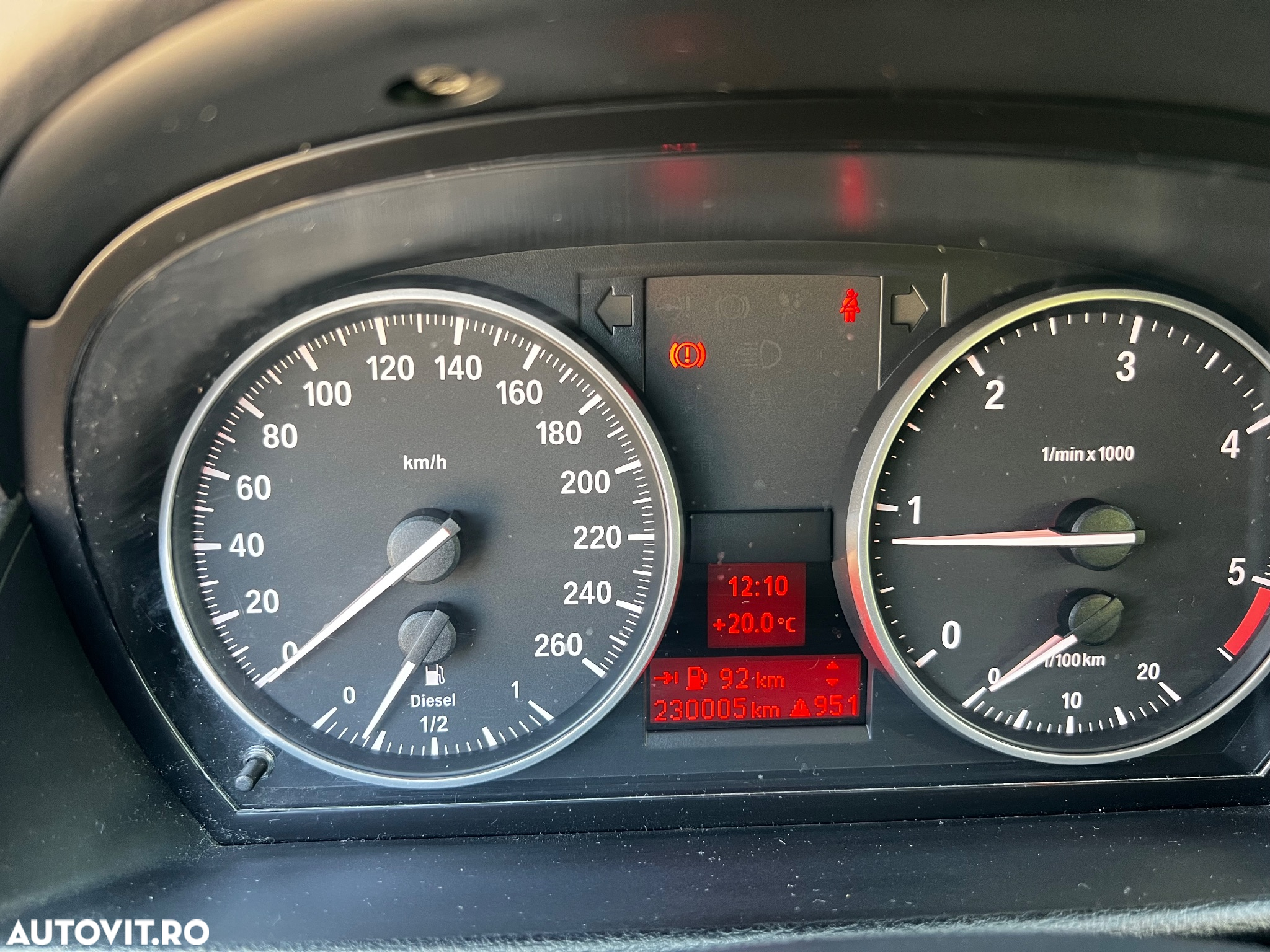 BMW X1 xDrive18d - 16