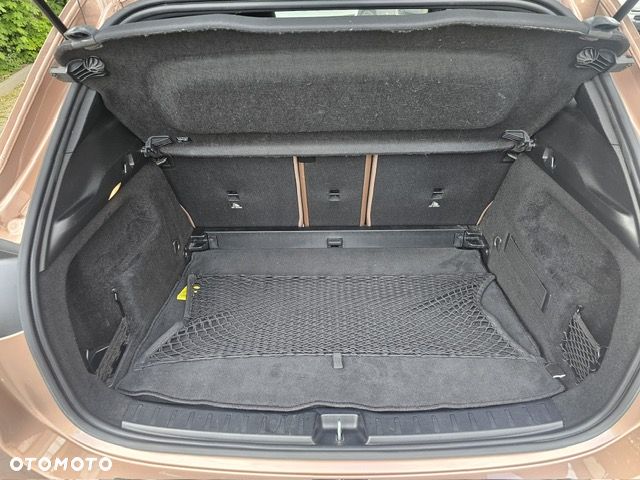 Mercedes-Benz GLA 200 Progressive - 6