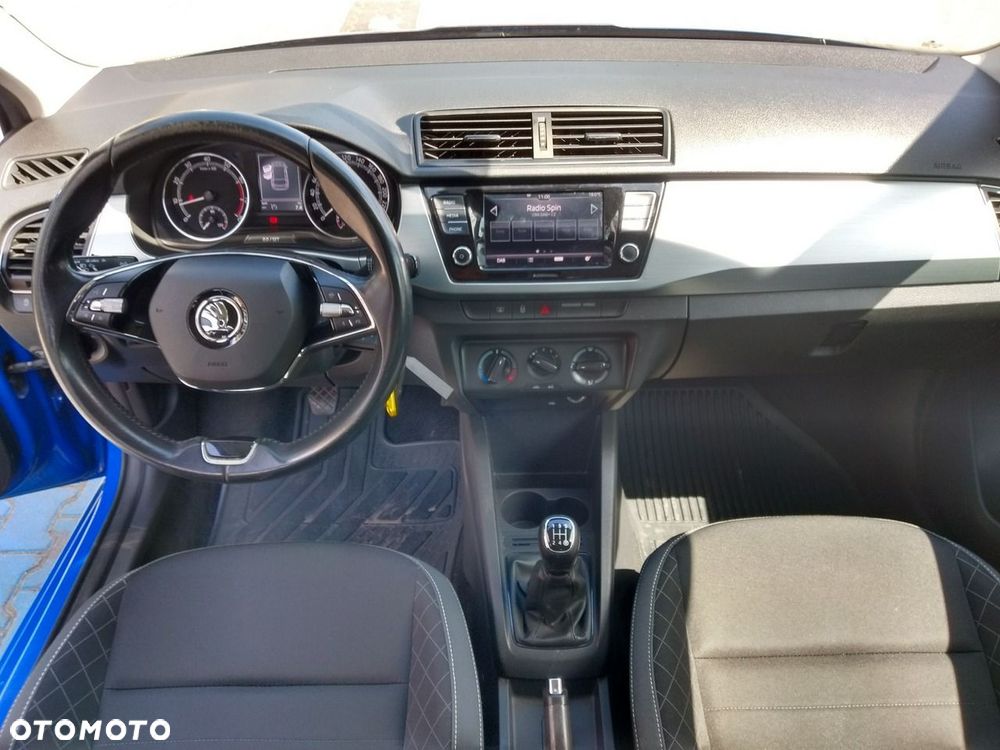 Skoda Fabia - 12