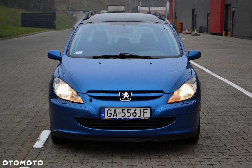 Peugeot 307 2.0 XT Premium - 36