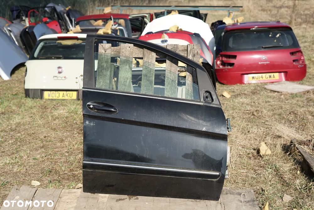 Drzwi przód przednie prawe Mercedes klasa B W245 Lift 191