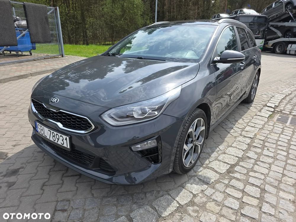 Kia Ceed - 7