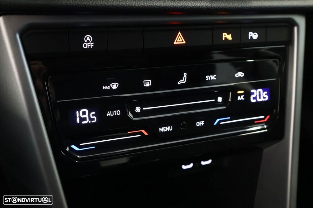 VW T-Roc 1.0 TSI Urban - 11