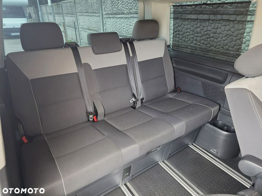 Volkswagen Multivan - 24