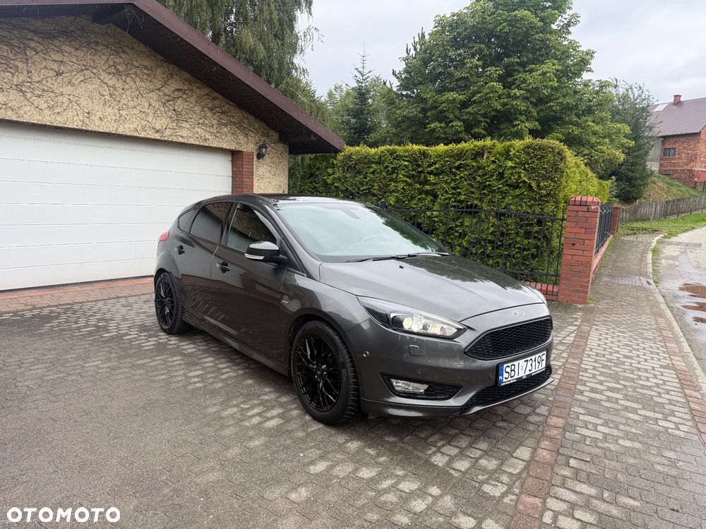 Ford Focus 1.5 EcoBoost ST-Line - 2