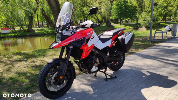 Suzuki V-STROM