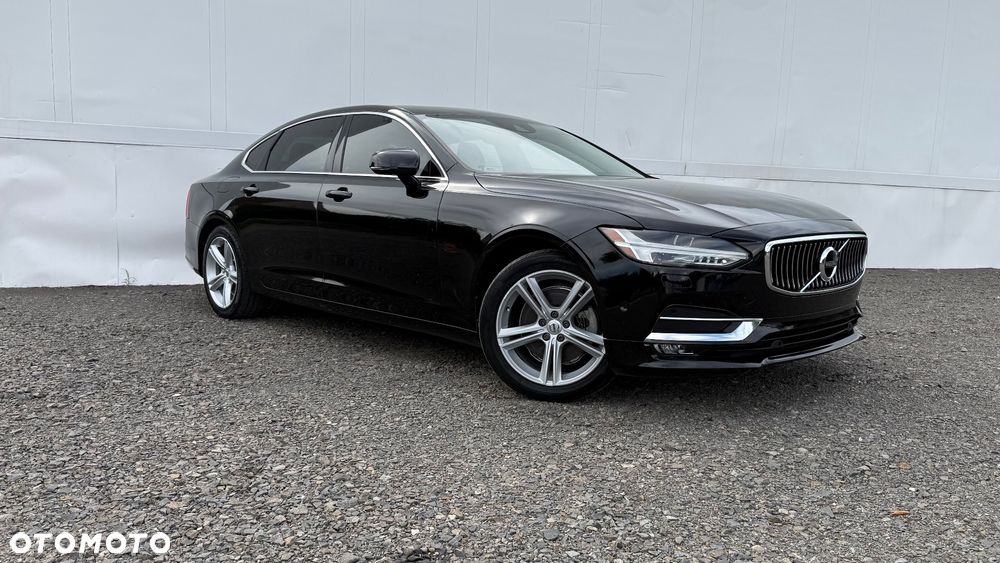 Volvo S90 T5 Momentum - 2