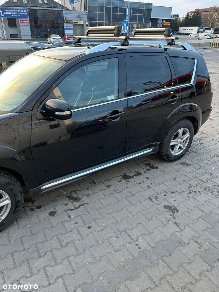 Mitsubishi Outlander 2.0 DID Intense + - 2