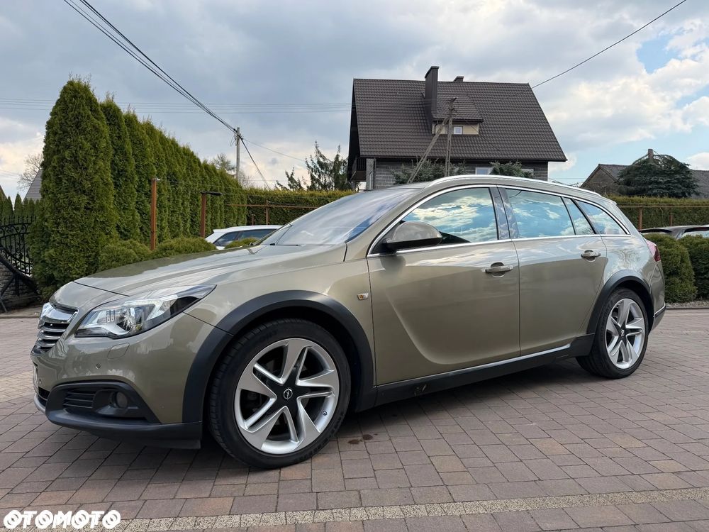 Opel Insignia - 21
