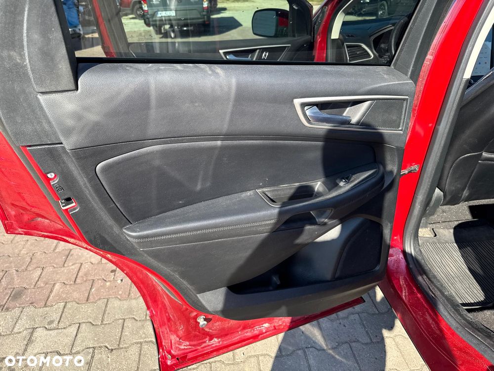 Ford Edge - 18