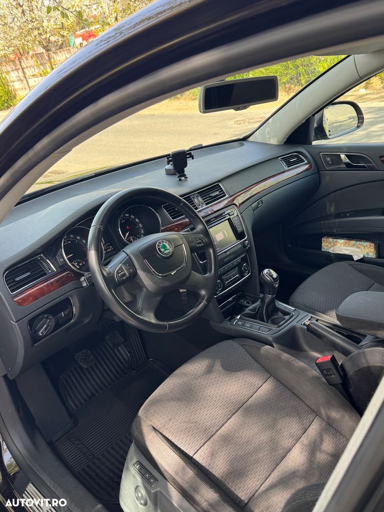 Skoda Superb 2.0 TDI Elegance 4x4 - 15