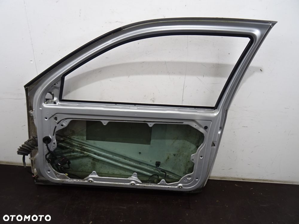 VW GOLF IV HB 3D 97-06 1.4B DRZWI PRAWE PRAWY PRZÓD PRZEDNIE LA7W - 11