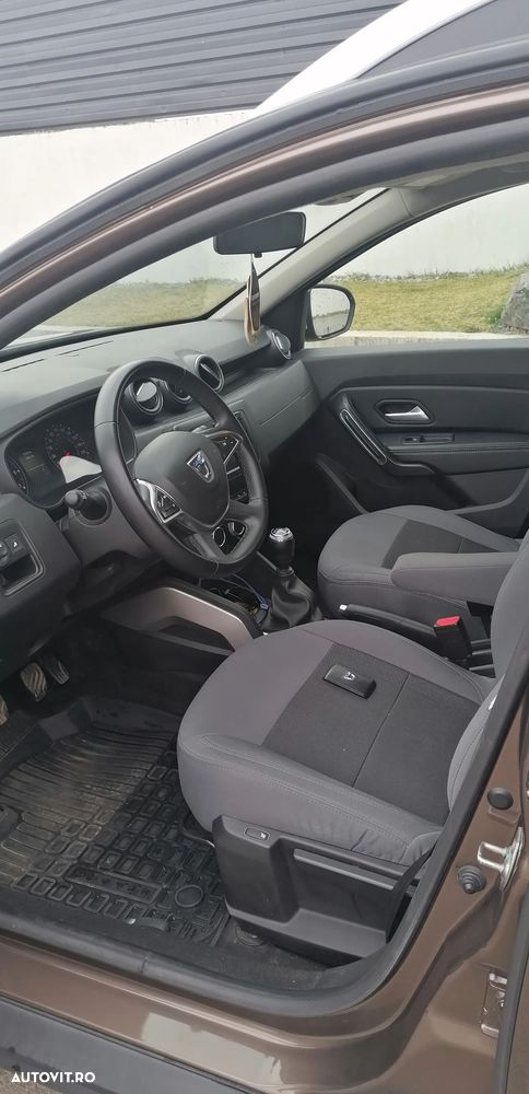 Dacia Duster TCe 150 GPF 4WD Prestige jante 17" - 2