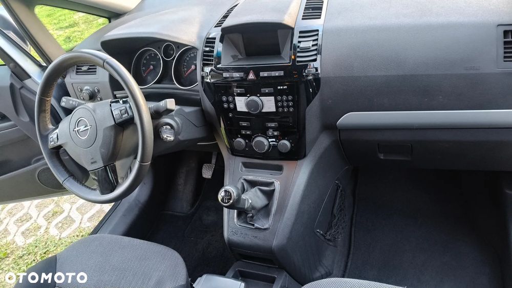 Opel Zafira 1.8 Design Edition - 13