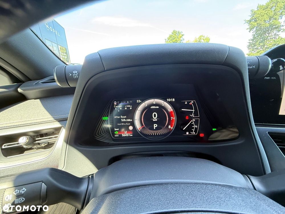 Lexus UX - 21