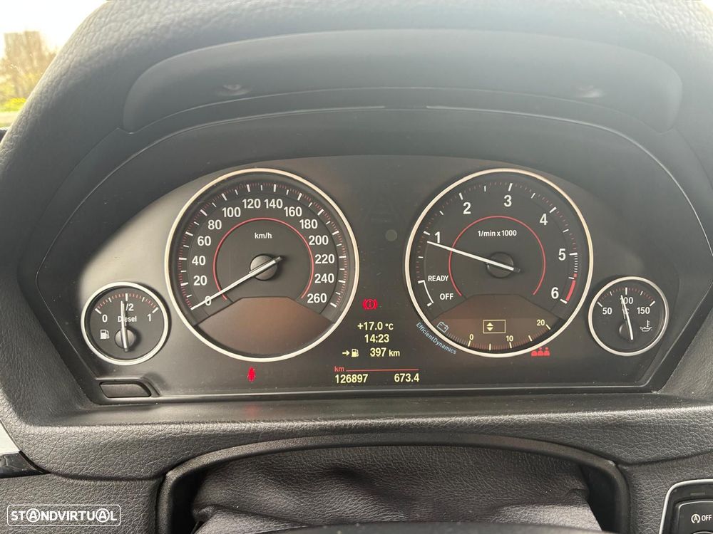 BMW 318 d Line Sport - 5