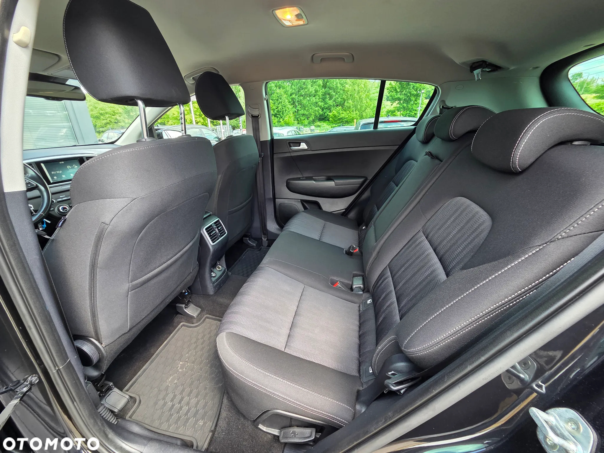 Kia Sportage 1.6 T-GDI L Business Line 4WD DCT - 31