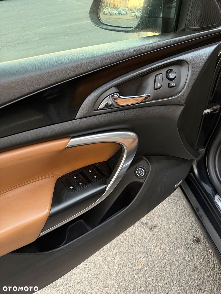 Opel Insignia 2.0 Bi Turbo CDTI 4x4 - 12