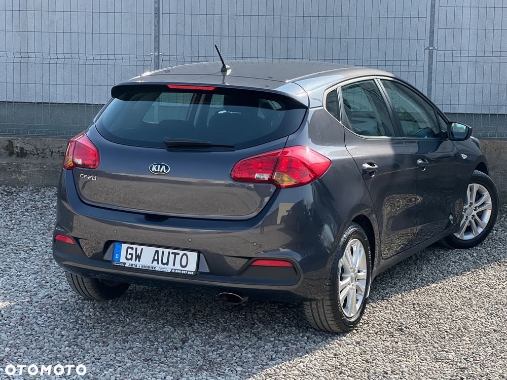 Kia Ceed 1.6 GDI Edition 7 - 9
