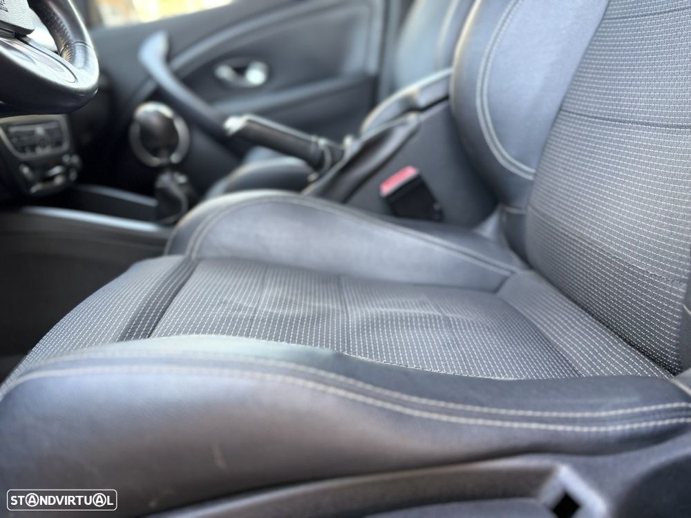 Renault Mégane Sport Tourer 1.5 dCi GT Line - 13