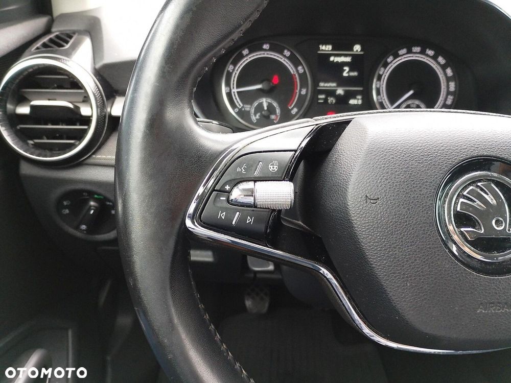 Skoda Fabia 1.0 TSI Style - 17