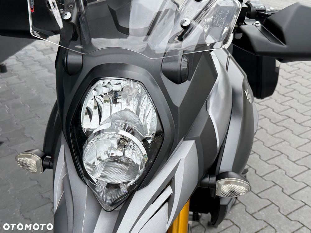 Suzuki V-STROM - 39