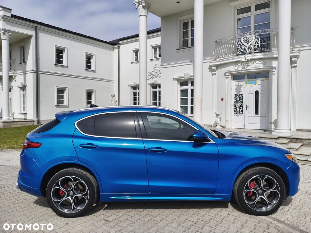 Alfa Romeo Stelvio 2.0 Turbo 16V AT8-Q4 Veloce Ti - 13