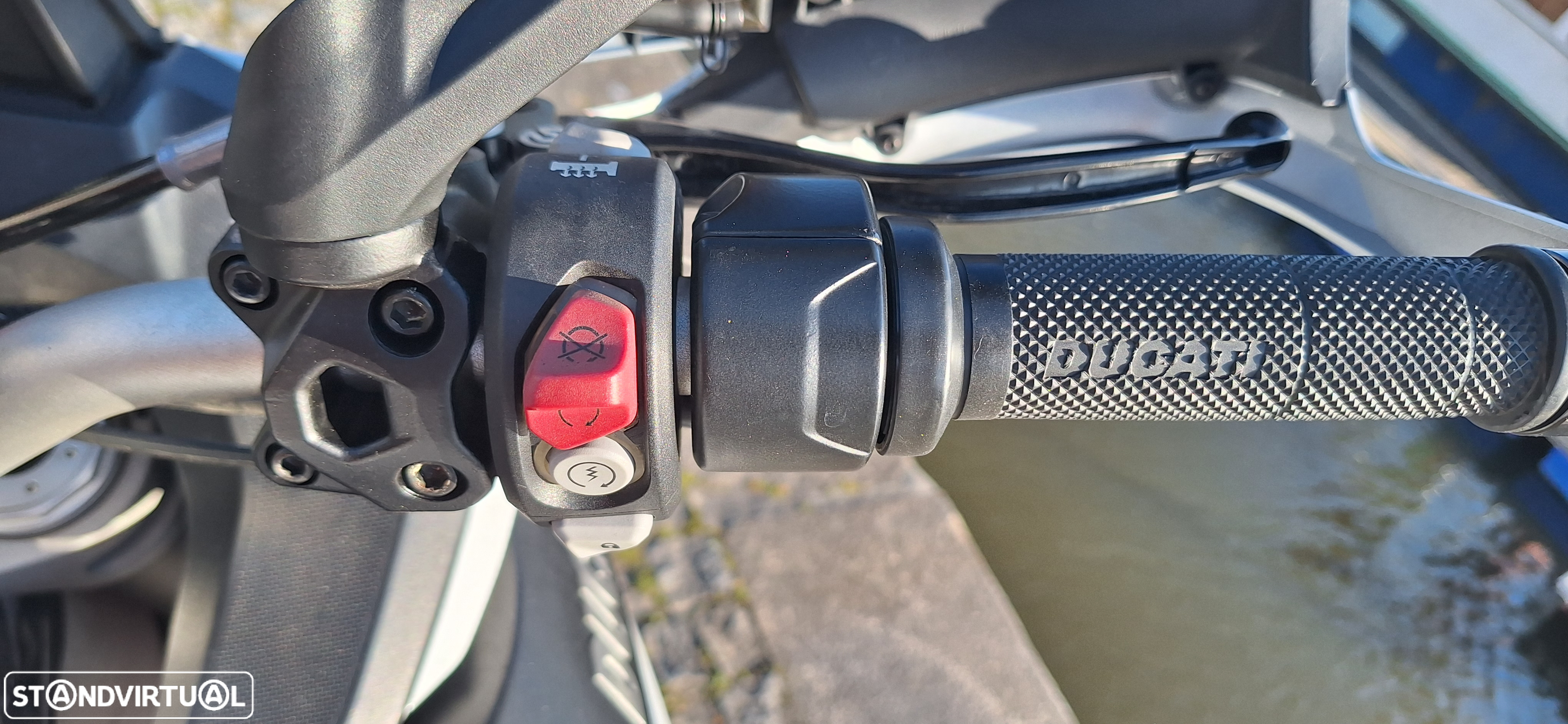 Ducati Multistrada 1200 S - 2015 (ecrã cor) kit touring - 14