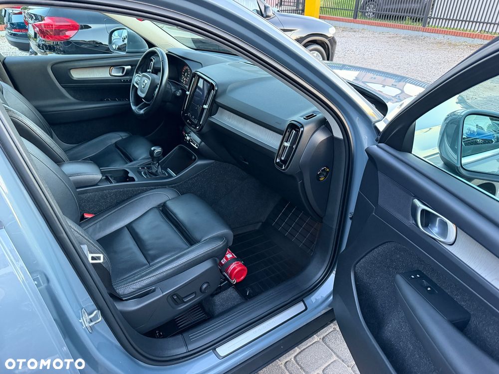 Volvo XC 40 T3 Inscription - 18