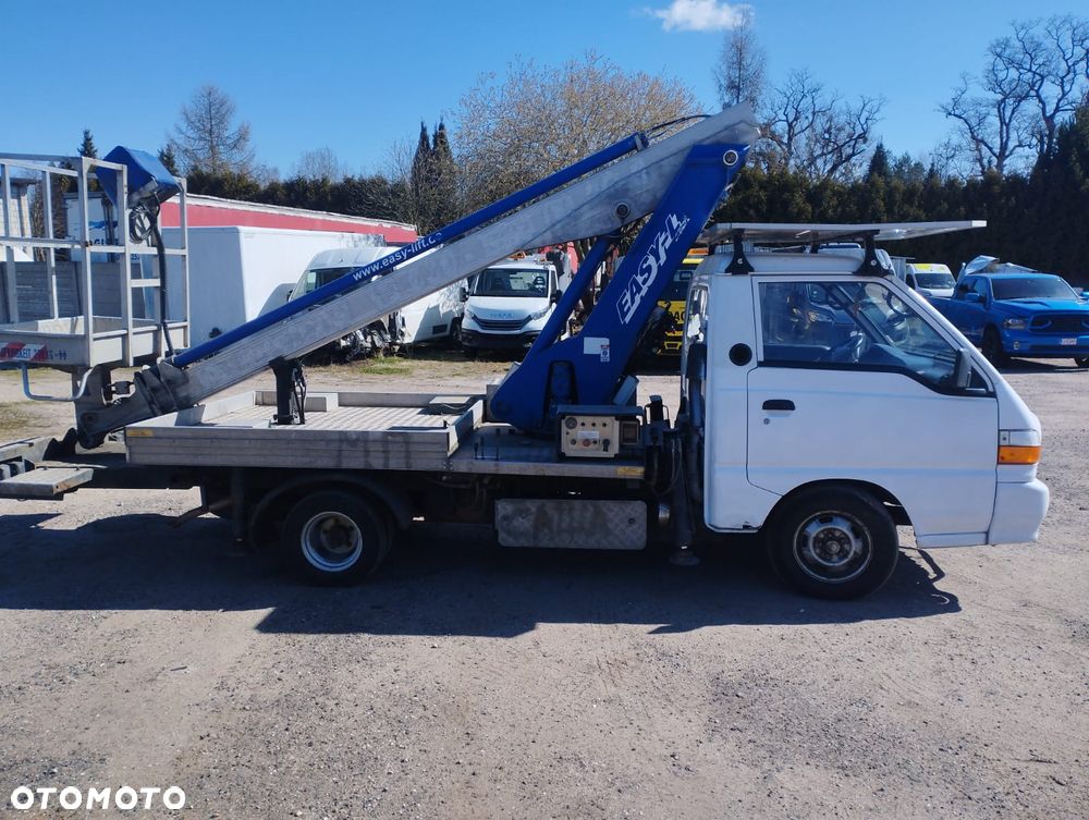 Hyundai H100 MULTITEL 145 - 4