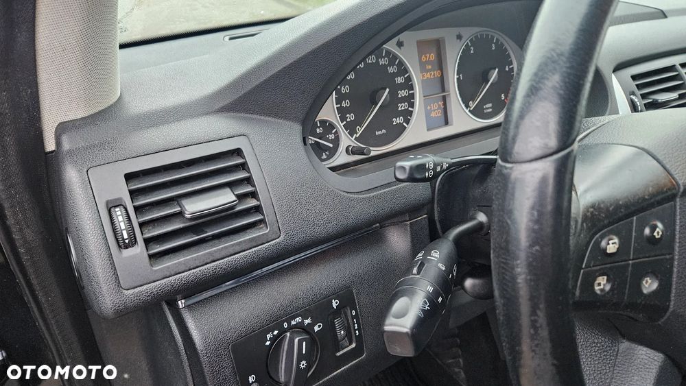 Mercedes-Benz Klasa B 200 CDI Elegance DPF Edition 10 - 9