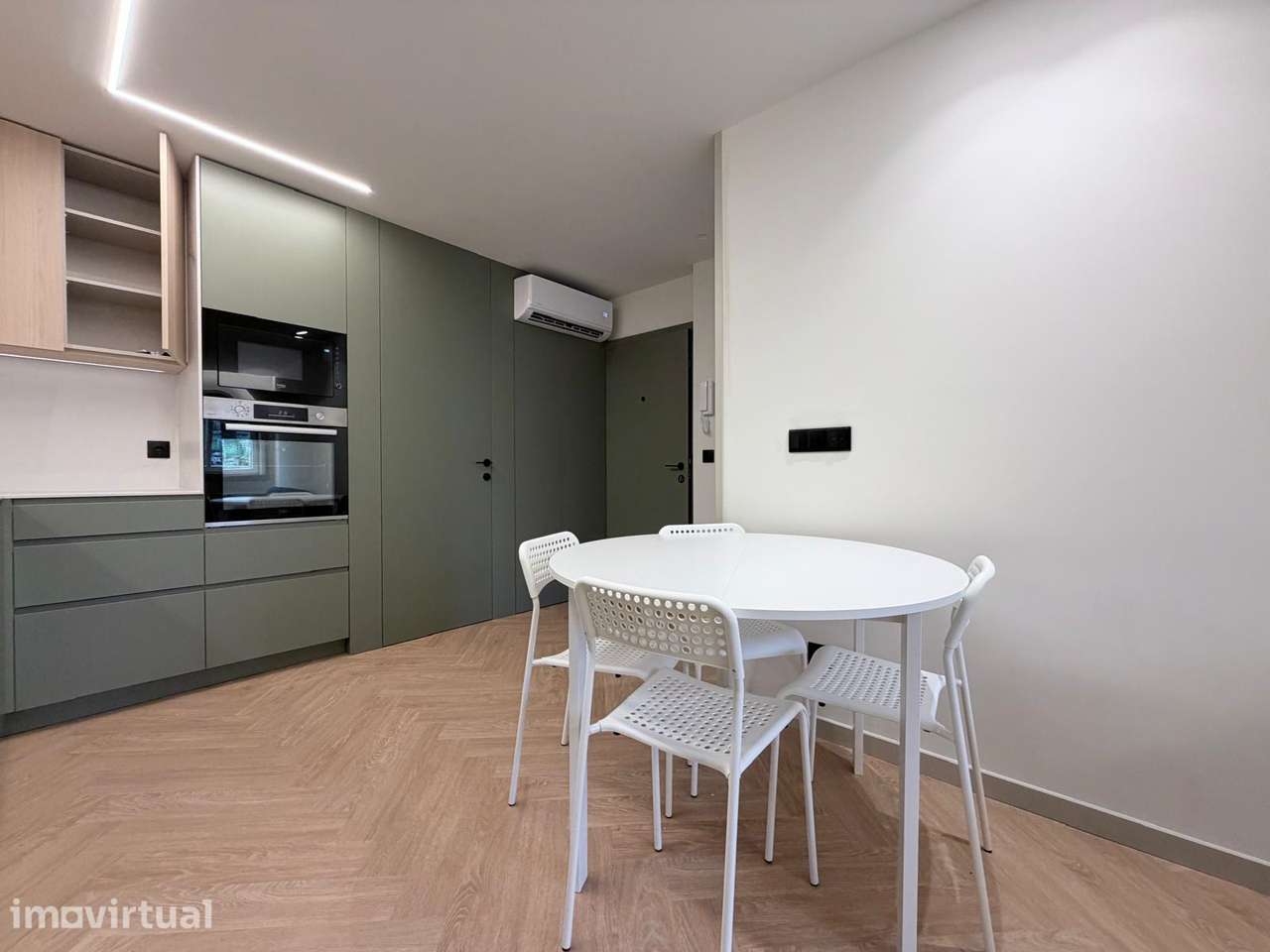 Apartamento T1 Arrendamento em Braga (Maximinos, Sé e Cividade),Braga - Grande imagem: 4/17
