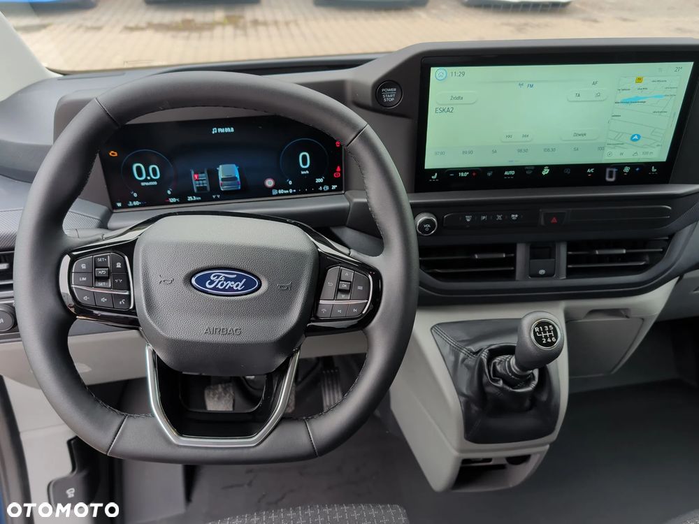 Ford Transit Custom - 13