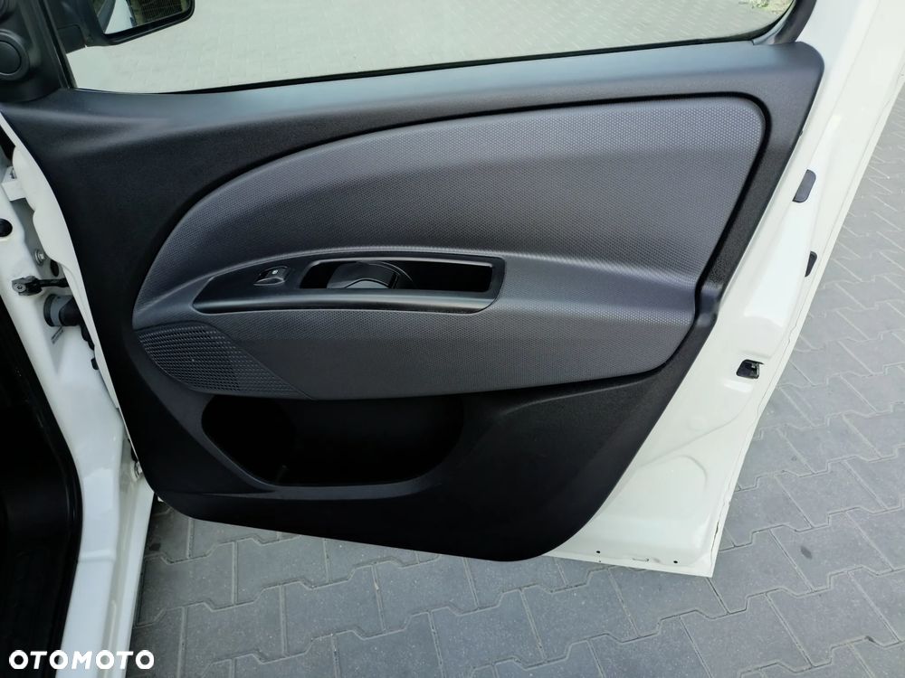 Fiat Doblo - 19