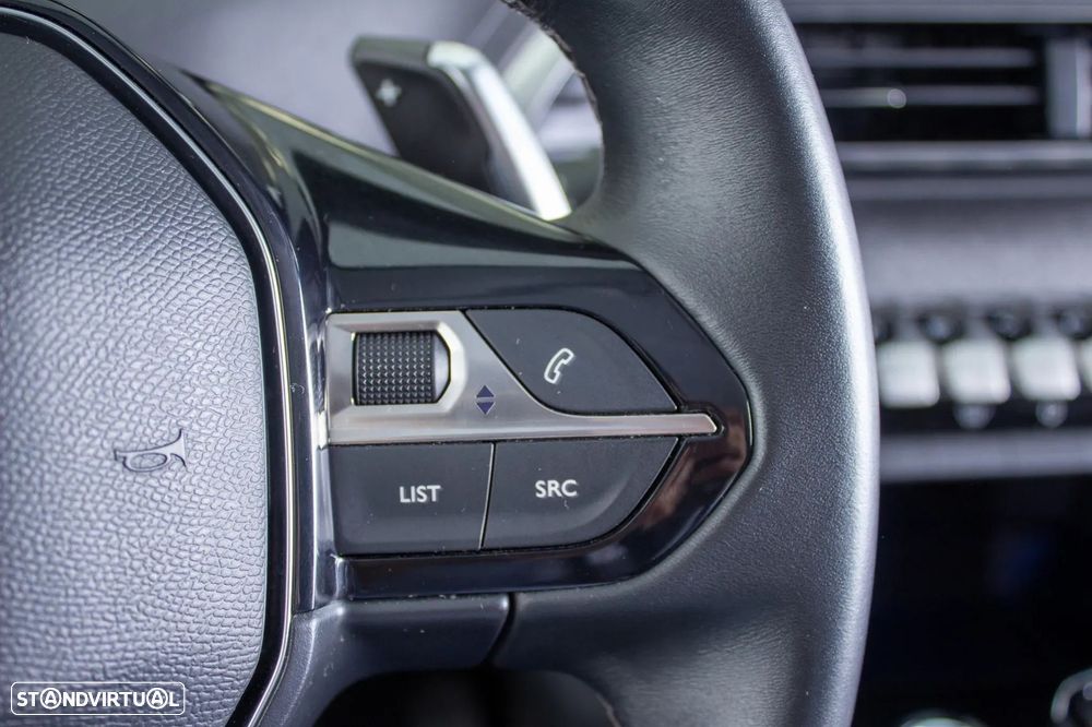 Peugeot 3008 1.6 Hybrid Allure e-EAT8 - 19