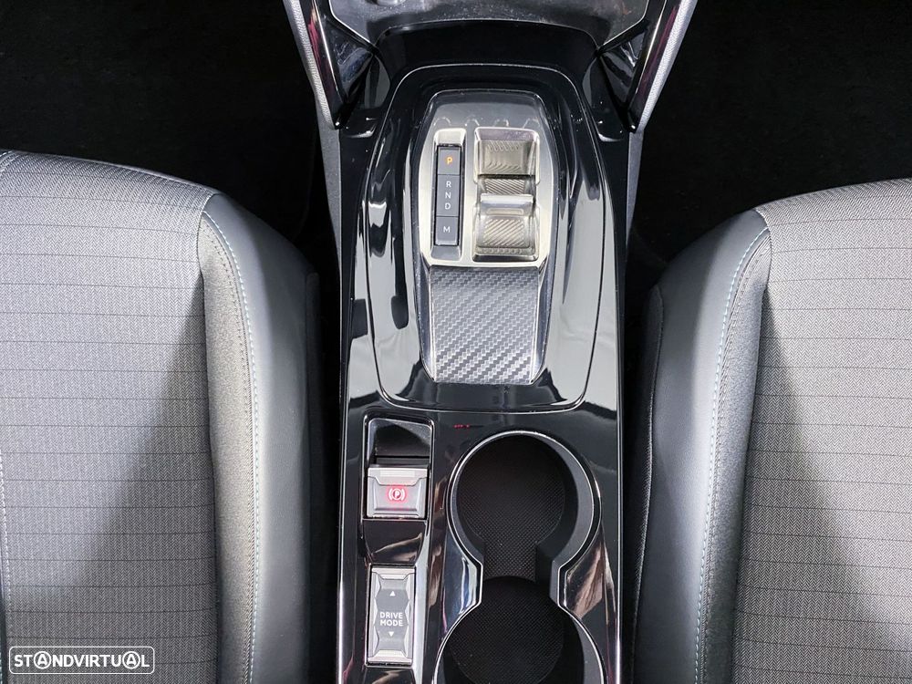 Peugeot 2008 1.2 PureTech Allure Pack EAT8 - 15