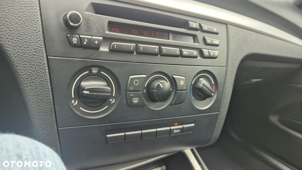 BMW Seria 1 - 31