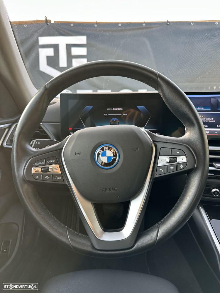 BMW i4 eDrive35 Gran Coupe - 13