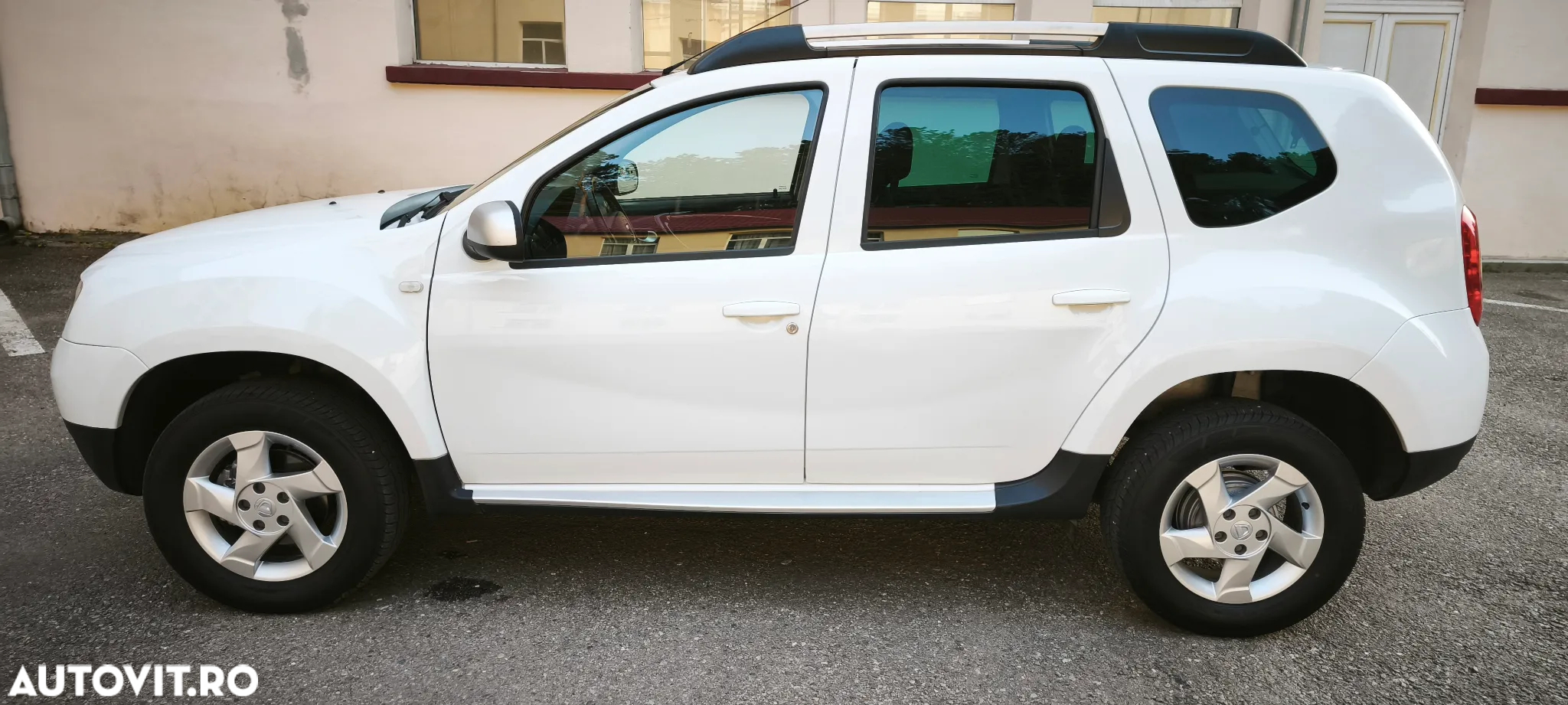 Dacia Duster dCi 110 FAP 4x2 Laureate - 18