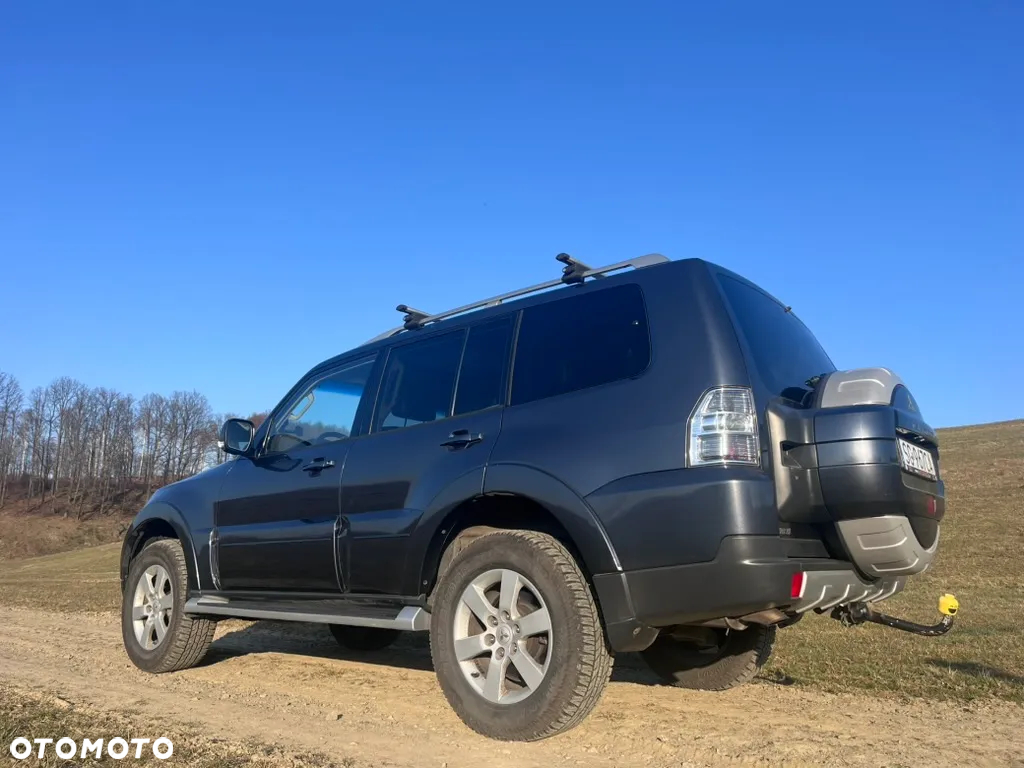 Mitsubishi Pajero 3.2 DID Instyle - 10