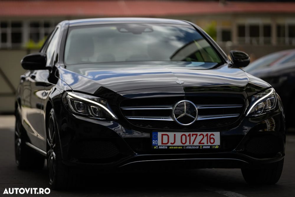 Mercedes-Benz C - 9